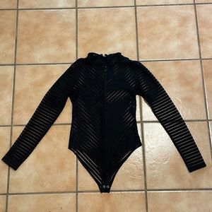 Striped / Sheet Black Long Sleeve Bodysuit